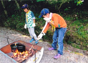 カブ隊 岡崎第1団 岩瀬 颯太 『山の中でクッキング』